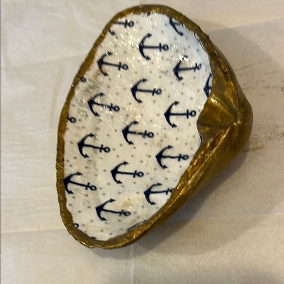 Hand Crafted Anchors Trinket Dish Shell - Picture 5 of 10